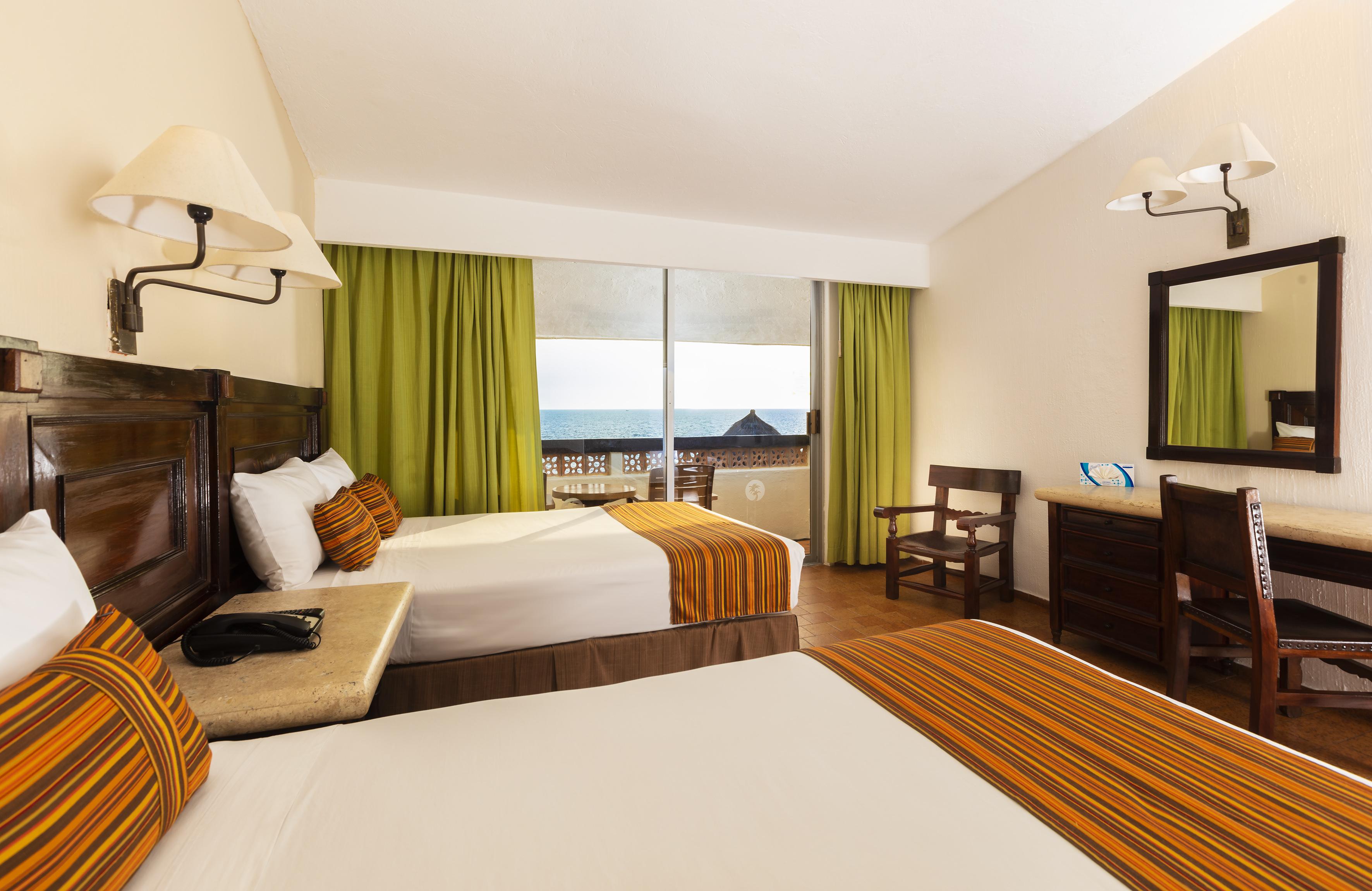 Las Palmas By The Sea All Inclusive Пуерто Валярта Екстериор снимка