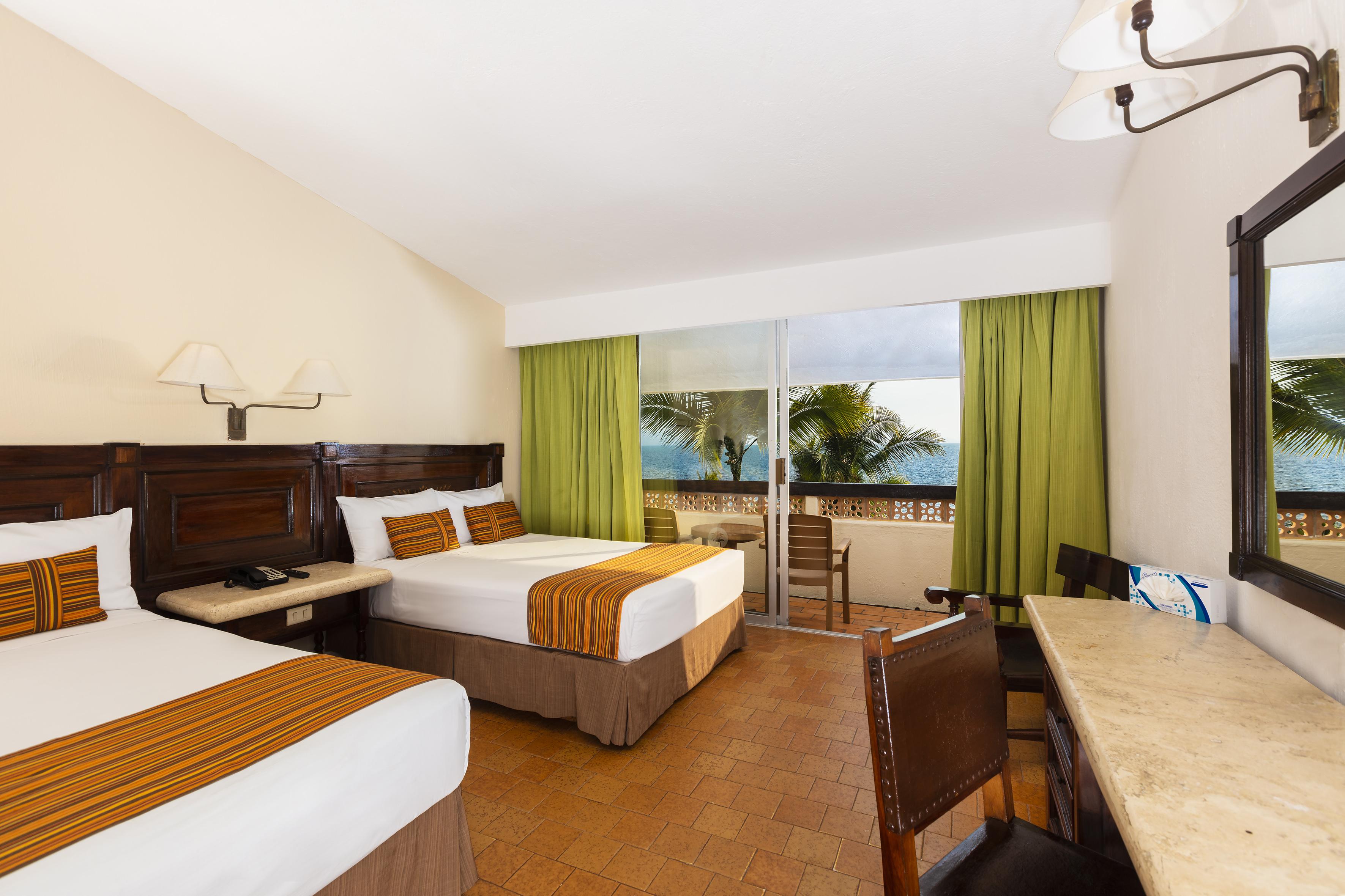 Las Palmas By The Sea All Inclusive Пуерто Валярта Екстериор снимка