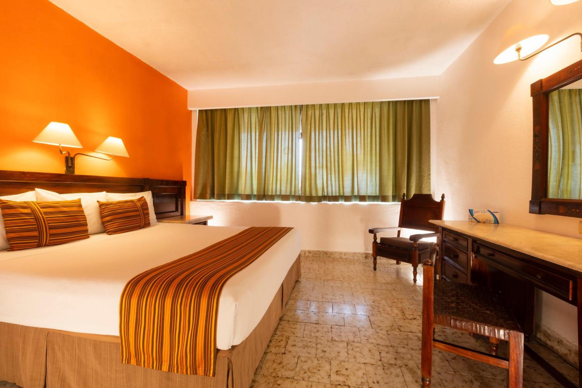 Las Palmas By The Sea All Inclusive Пуерто Валярта Екстериор снимка